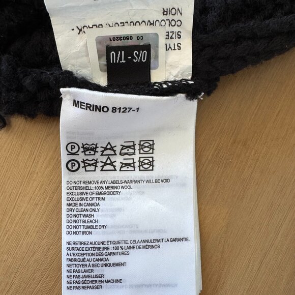 Canada Goose Black Knit Hat - Merino - Picture 4 of 6